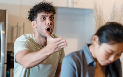 CONSEJOS 5 ¿Qué sintómas parece una personas con adicción al alcohol?